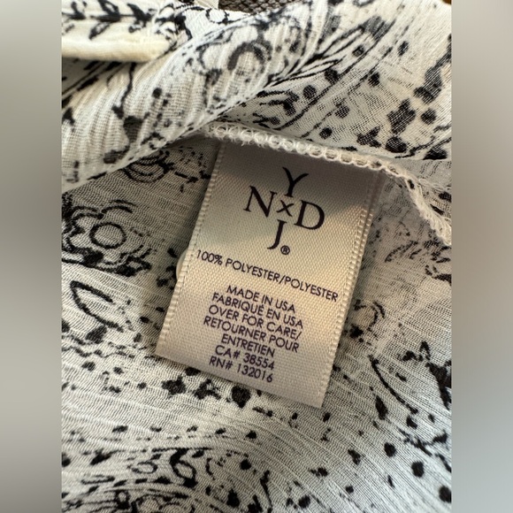 Not Your Daughters Jeans long sleeve black/white button down blouse size Large - Picture 4 of 9